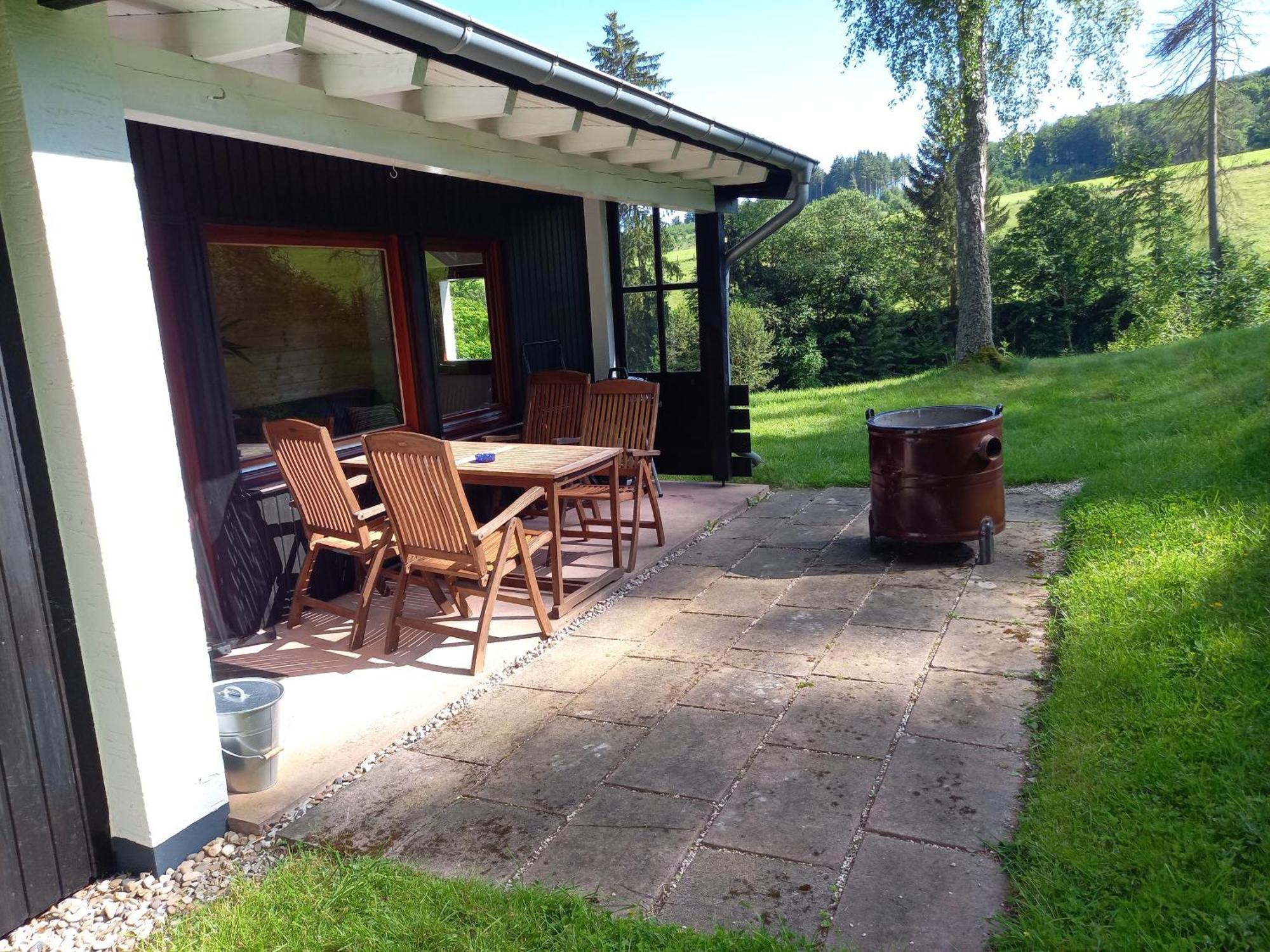 Explorer'S Lodge & Camping Helminghausen ภายนอก รูปภาพ